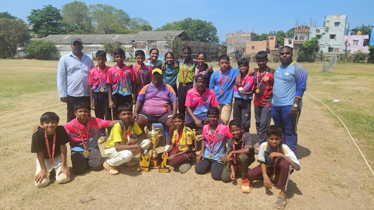 Team Lifting Trophy
